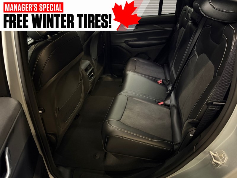 2024 Jeep Grand Cherokee Laredo 4x4