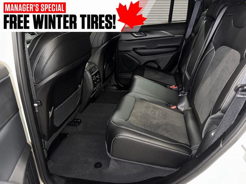 2024 Jeep Grand Cherokee Laredo 4x4