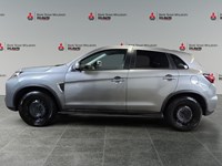 2021 Mitsubishi RVR SE FWD