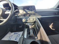 2022 Hyundai Elantra Preferred IVT