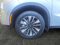 2025 Mitsubishi Outlander LE S-AWC