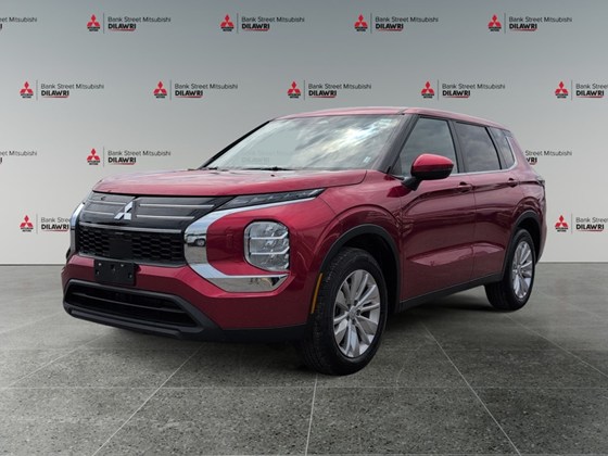 2025 Mitsubishi Outlander ES