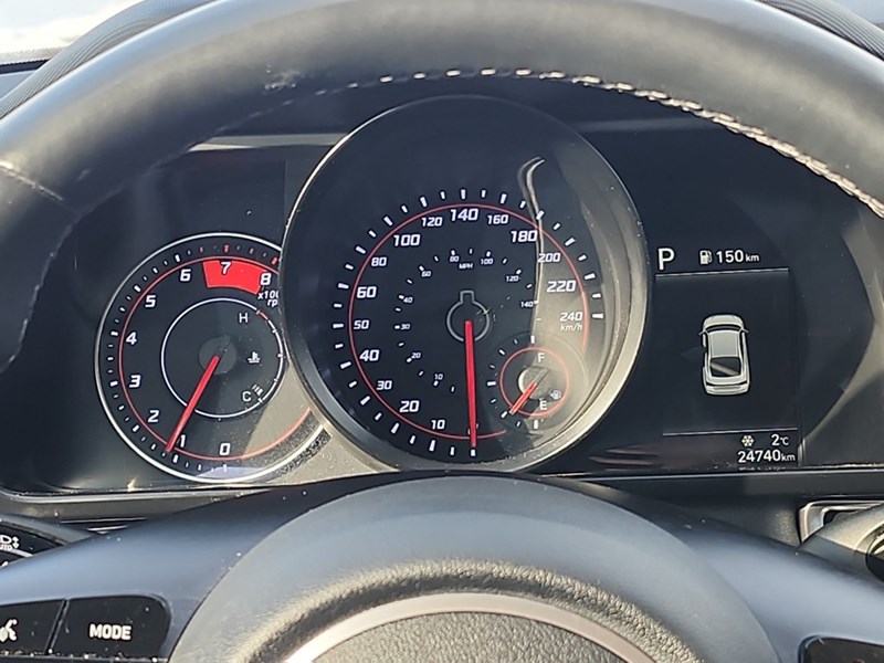 2022 Hyundai Elantra Preferred IVT