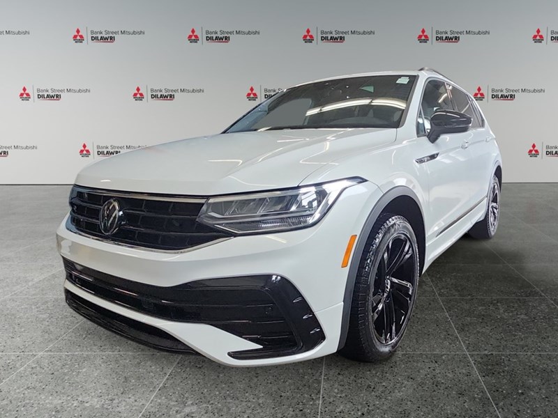 2024 Volkswagen Tiguan Comfortline R-Line Black Edition 4MOTION