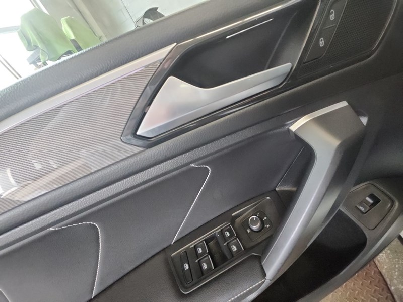 2024 Volkswagen Tiguan Comfortline R-Line Black Edition 4MOTION