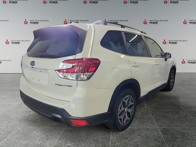 2022 Subaru Forester Touring CVT