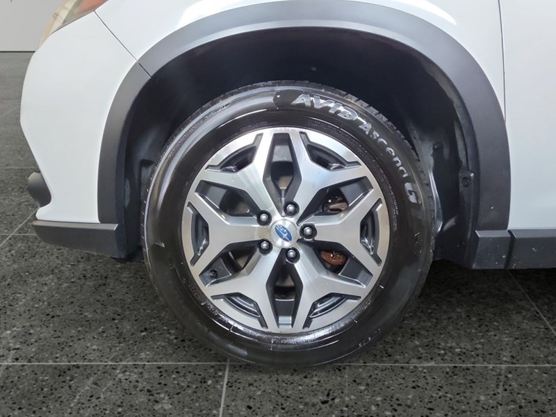 2022 Subaru Forester Touring CVT