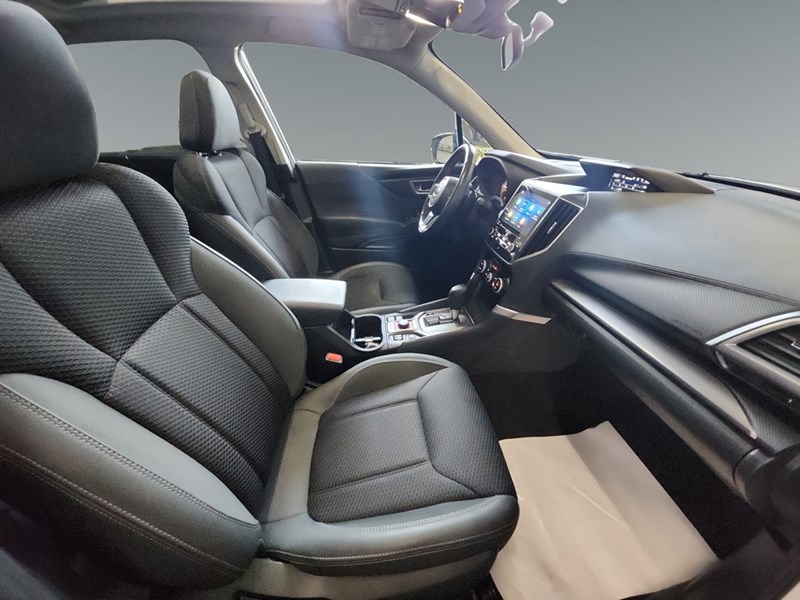 2022 Subaru Forester Touring CVT