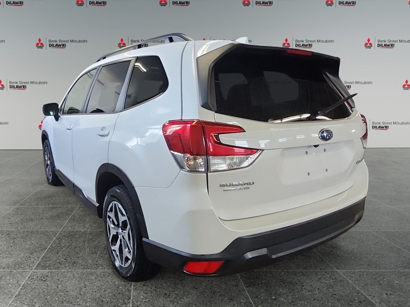 2022 Subaru Forester Touring CVT