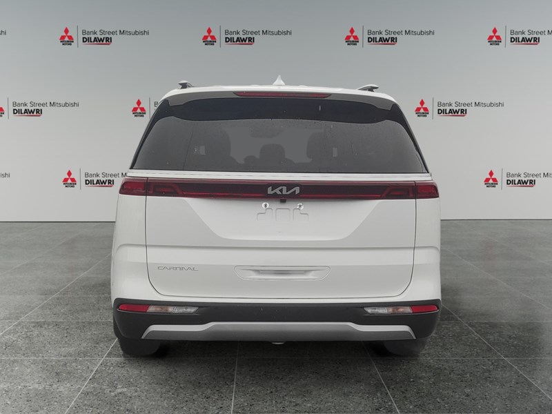 2023 Kia Carnival LX+ FWD
