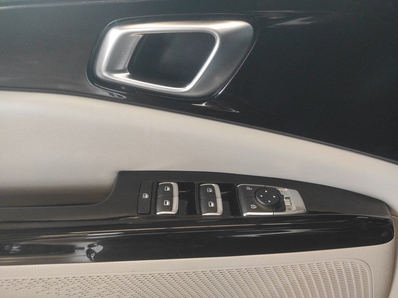 2023 Kia Carnival LX+ FWD