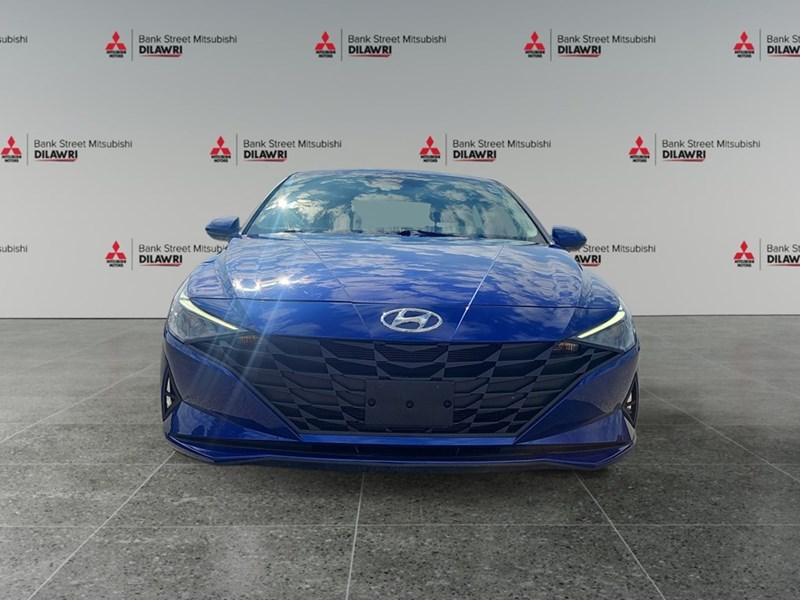 2022 Hyundai Elantra Preferred IVT