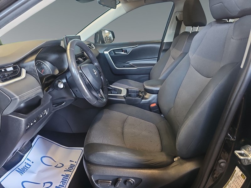 2019 Toyota RAV4 AWD XLE