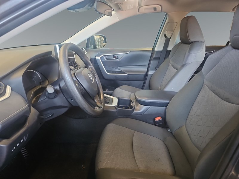 2025 Toyota RAV4 LE AWD
