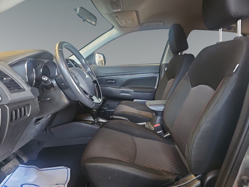 2019 Mitsubishi RVR SE AWC