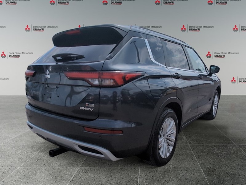 2025 Mitsubishi Outlander Plug-In Hybrid LE S-AWC