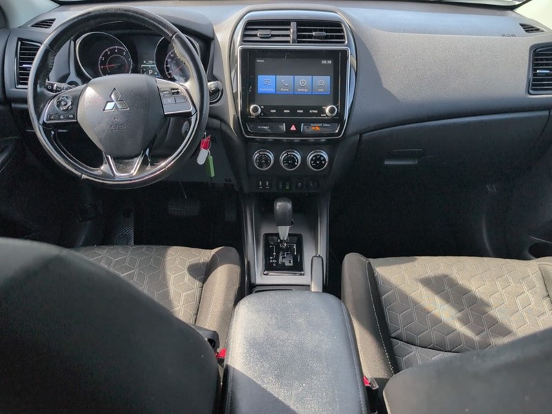 2020 Mitsubishi RVR SE AWC