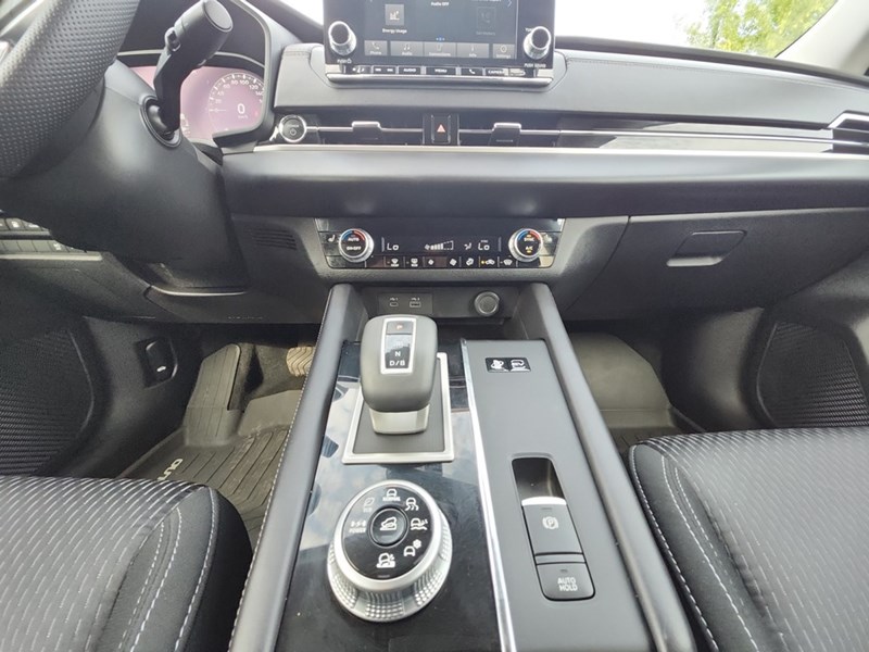 2025 Mitsubishi Outlander Plug-In Hybrid ES S-AWC