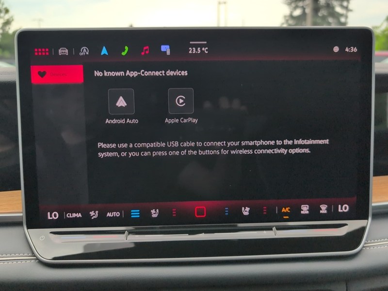 2025 Volkswagen Tiguan Highline R-Line 4MOTION