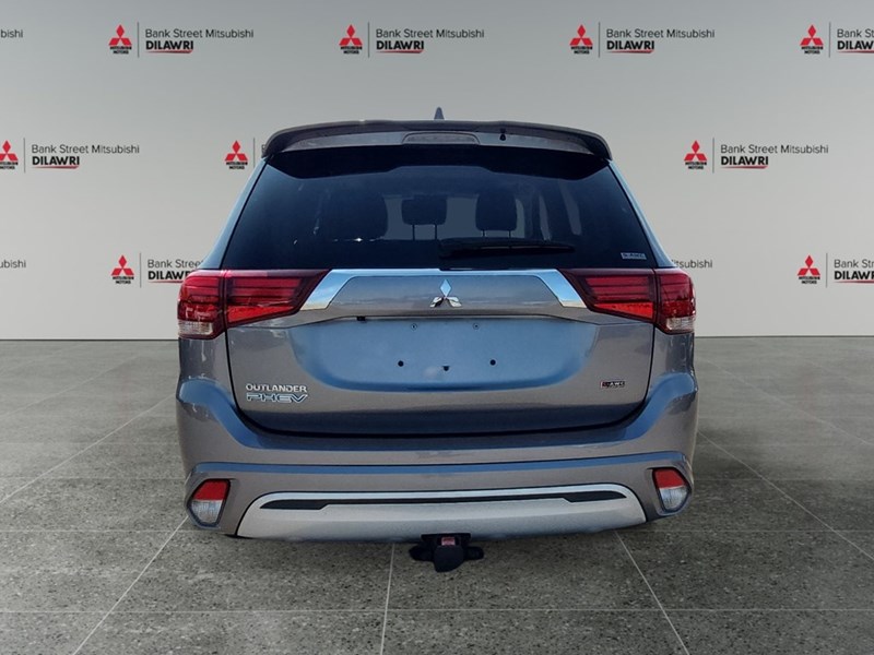 2022 Mitsubishi Outlander Plug-In Hybrid LE S-AWC
