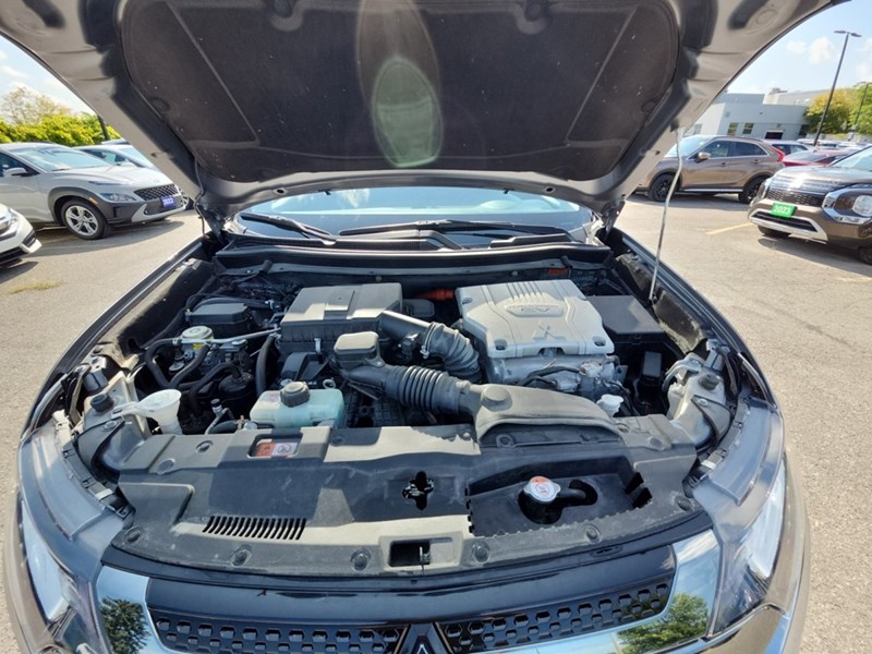 2022 Mitsubishi Outlander Plug-In Hybrid LE S-AWC