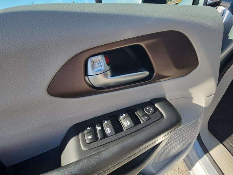 2024 Chrysler Grand Caravan SXT 2WD