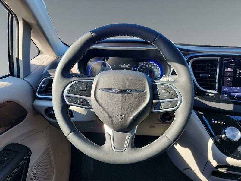 2024 Chrysler Grand Caravan SXT 2WD