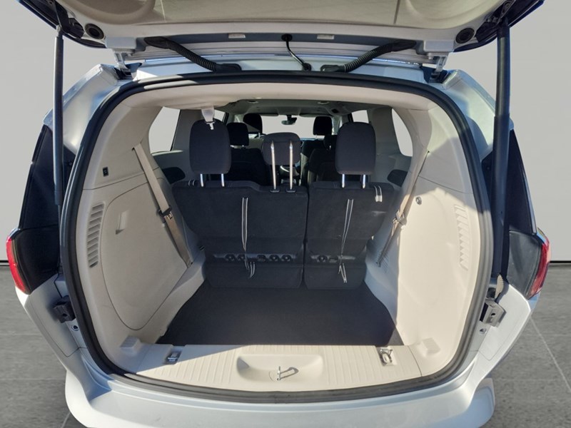 2024 Chrysler Grand Caravan SXT 2WD