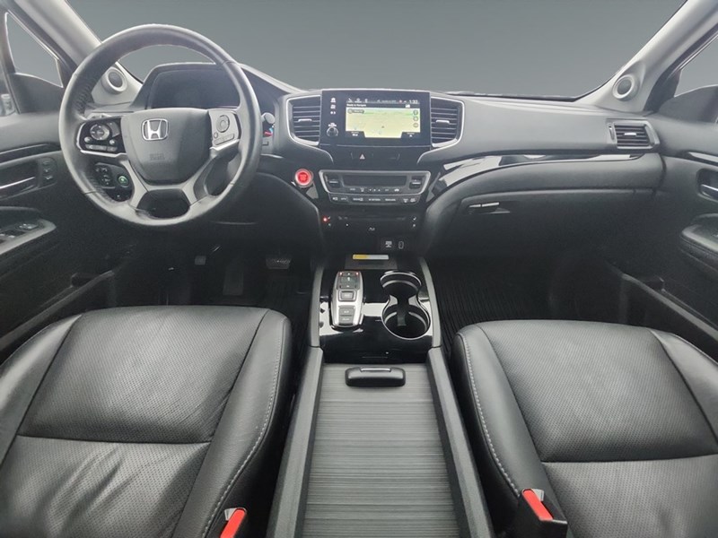 2022 Honda Pilot Touring 8-Passenger AWD