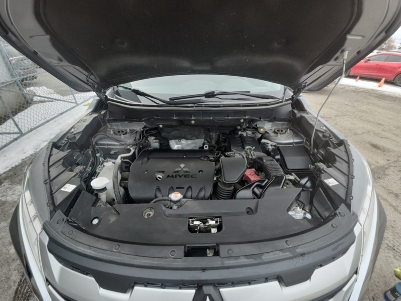 2024 Mitsubishi RVR SE AWC