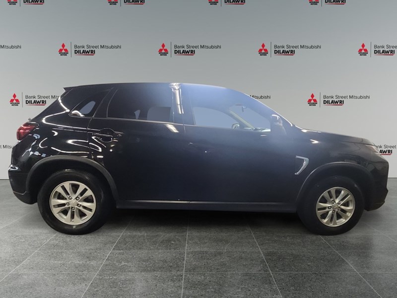 2024 Mitsubishi RVR SE AWC