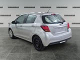 2015 Toyota Yaris LE (A4) image 3