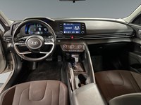 2025 Hyundai Elantra Preferred IVT