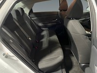 2024 Hyundai Elantra Preferred IVT