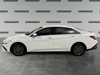 2024 Hyundai Elantra Preferred IVT