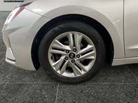 2020 Hyundai Elantra Preferred w/Sun & Safety Package IVT