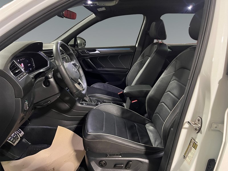 2023 Volkswagen Tiguan Highline R-Line 4MOTION