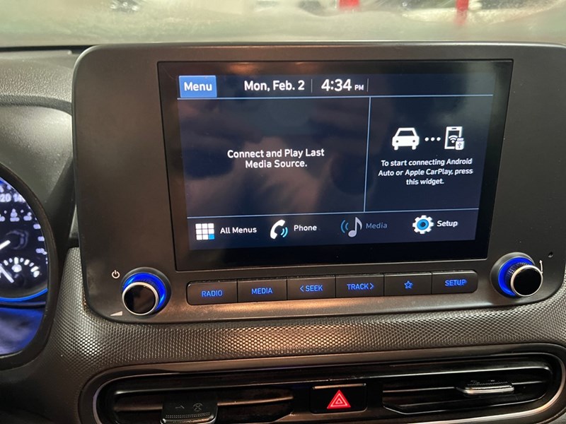 2023 Hyundai Kona 2.0L Essential FWD