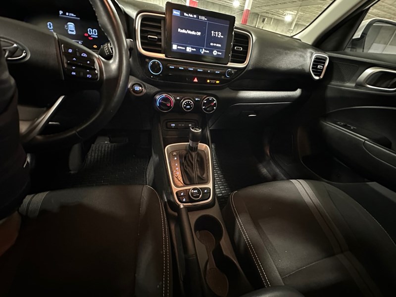2023 Hyundai Venue Preferred IVT