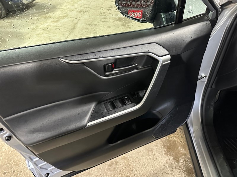 2025 Toyota RAV4 LE AWD