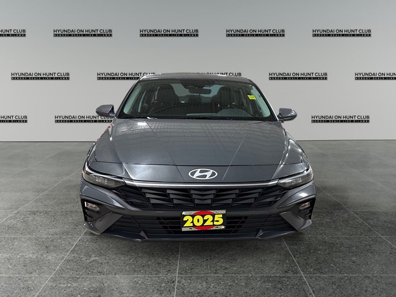 2025 Hyundai Elantra Preferred IVT w/Tech Pkg