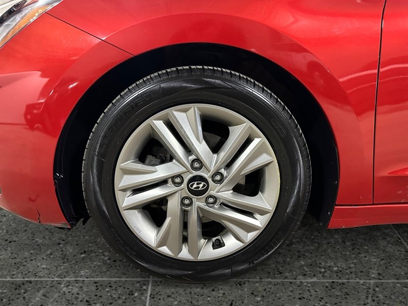 2020 Hyundai Elantra Preferred IVT