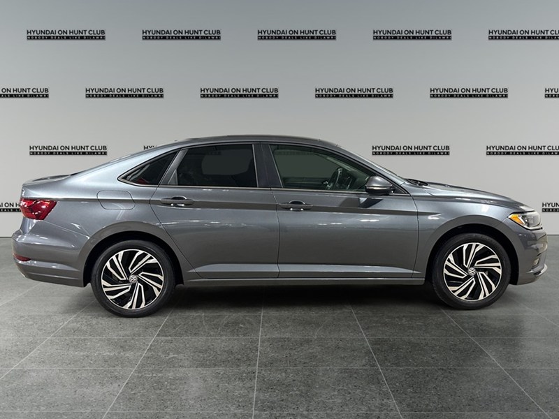 2021 Volkswagen Jetta Execline Auto