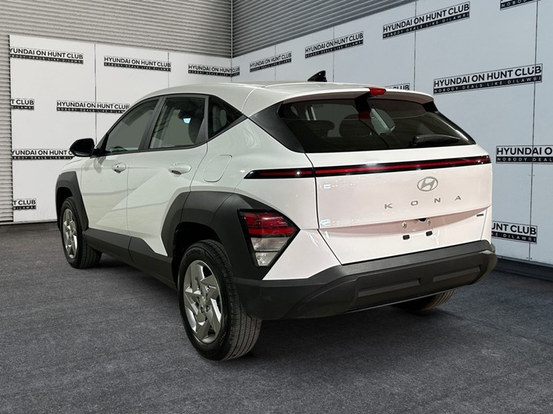 2025 Hyundai Kona 2.0L Essential AWD