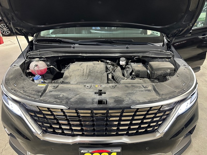 2024 Kia Carnival SX FWD