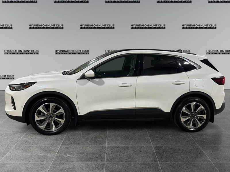 2023 Ford Escape Platinum AWD