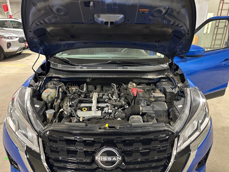 2023 Nissan Kicks SV FWD