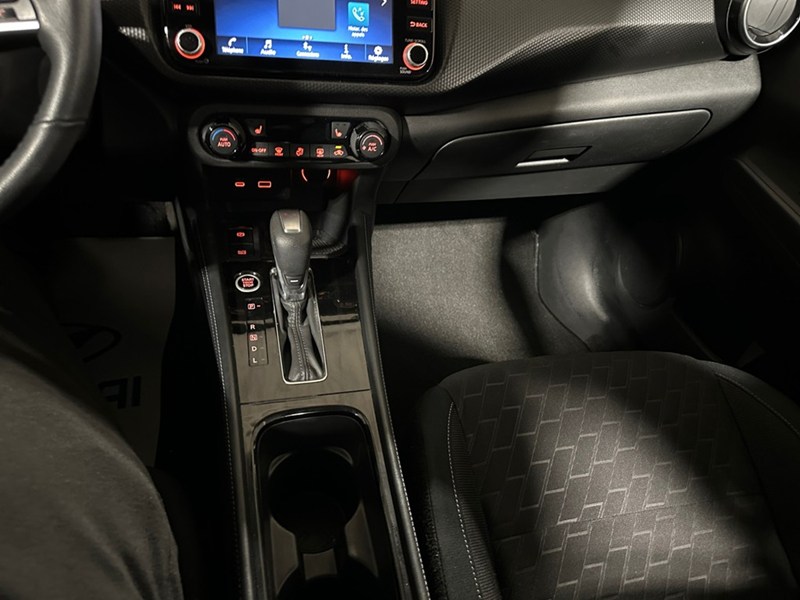 2023 Nissan Kicks SV FWD