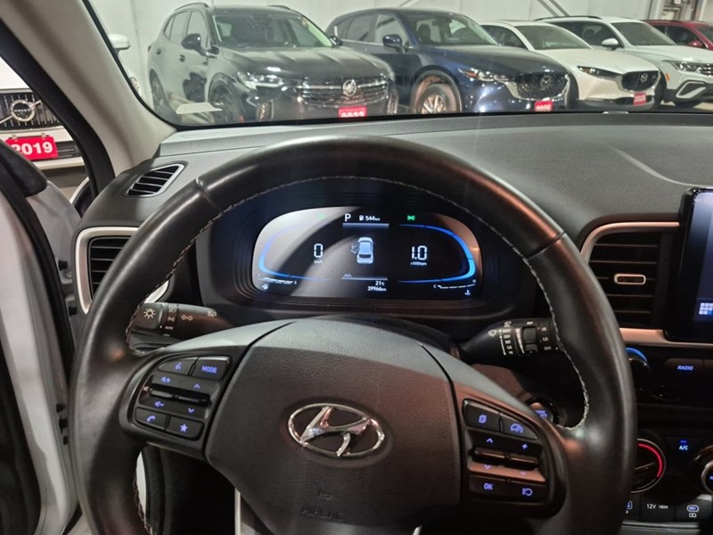 2025 Hyundai Venue Preferred IVT