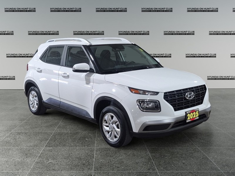 2025 Hyundai Venue Preferred IVT